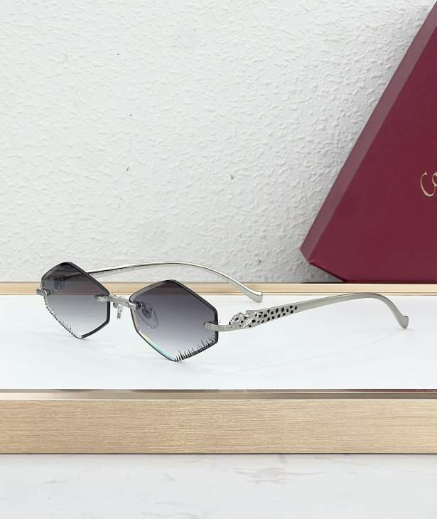Picture of Cartier Sunglasses _SKUfw79280628fw